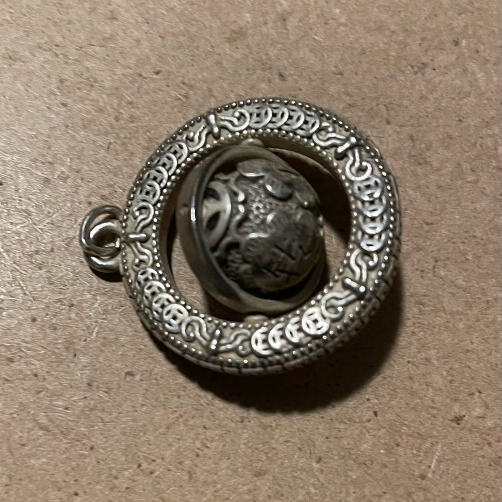 Buddhist Prayer Wheel Double Spinner Pendant - Picture 6 of 8